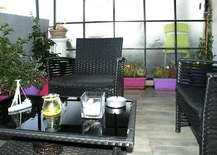 Sunny Studio With Parthenon View Balcony
